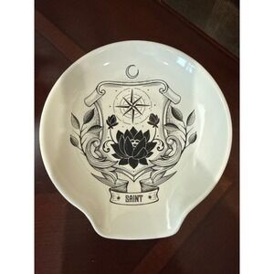 Illumicrate Saint of Steel T Kingfisher Ceramic Spoon Rest White Black Paladin